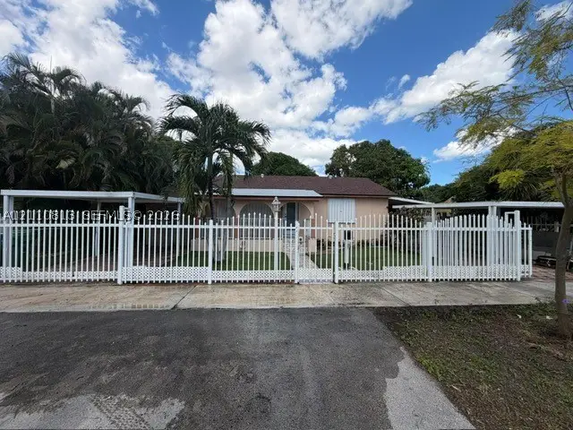 3515 NW 12th St, Miami, FL 33125 - #1