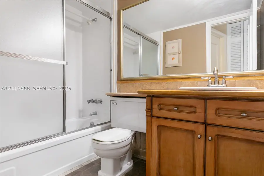 3121 S Ocean Dr #209, Hallandale Beach, FL 33009 - #3