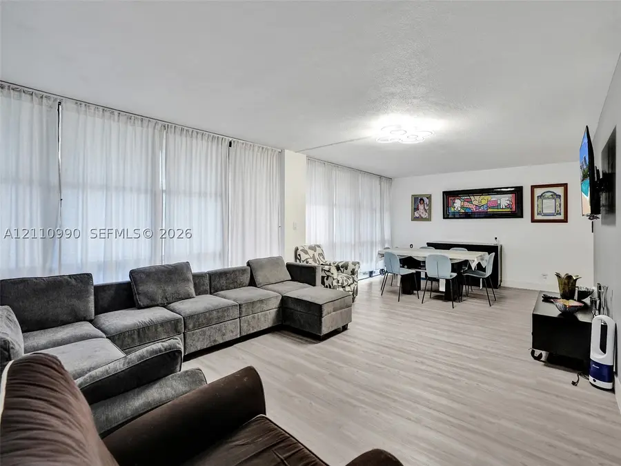 800 Parkview Dr #131, Hallandale Beach, FL 33009 - #3