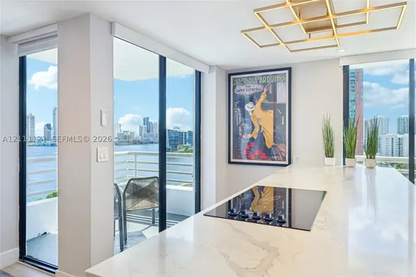 3300 NE 192nd St #1813, Aventura, FL 33180