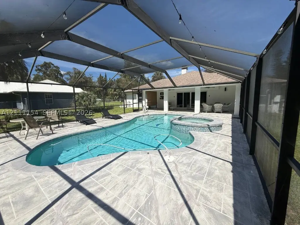 510 12th Ave Nw, Naples, FL 34120 - #1