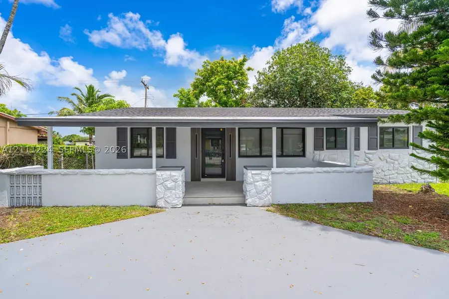 1041 NW 199th St, Miami Gardens, FL 33169 - #2