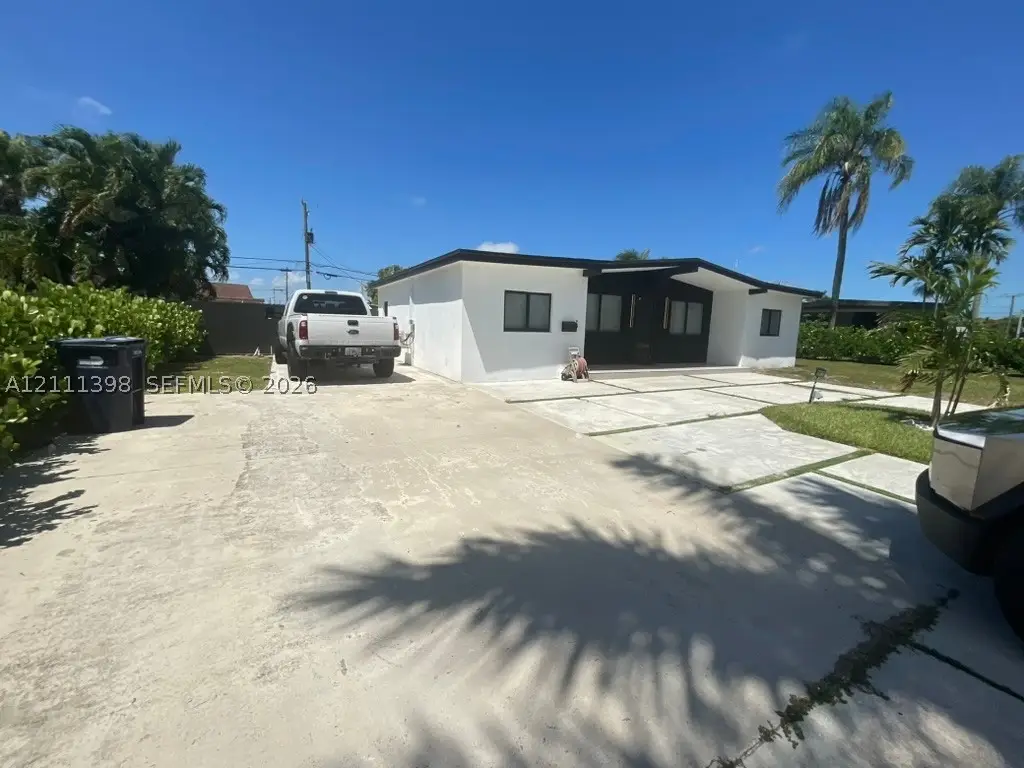 10721 SW 47th Ter, Miami, FL 33165 - #1