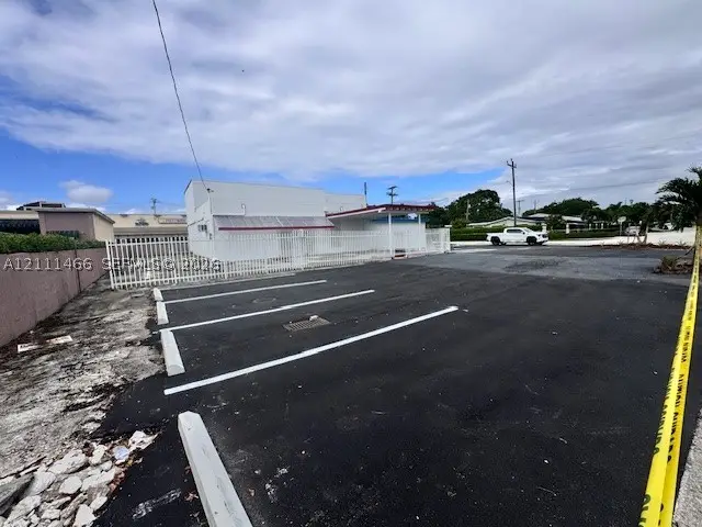 17690 NW 27th Ave, Miami Gardens, FL 33056 - #3