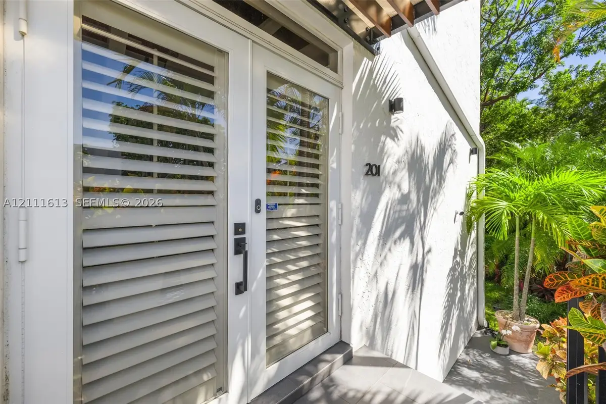 201 E Enid Dr #31, Key Biscayne, FL 33149 - #1