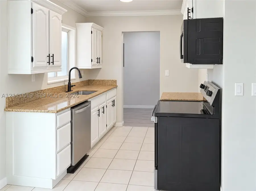 18105 NW 7th Ct, Miami Gardens, FL 33169 - #2