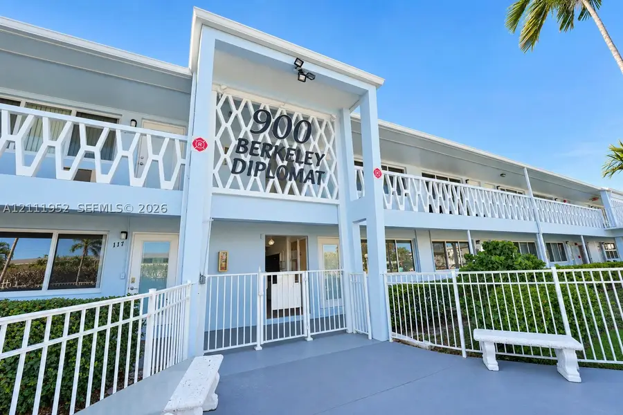 900 Atlantic Shores Blvd #101, Hallandale Beach, FL 33009 - #2