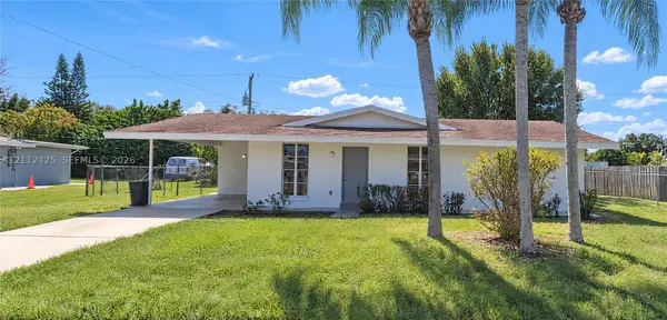 154 SE Soneto Ct, Port St Lucie, FL 34983