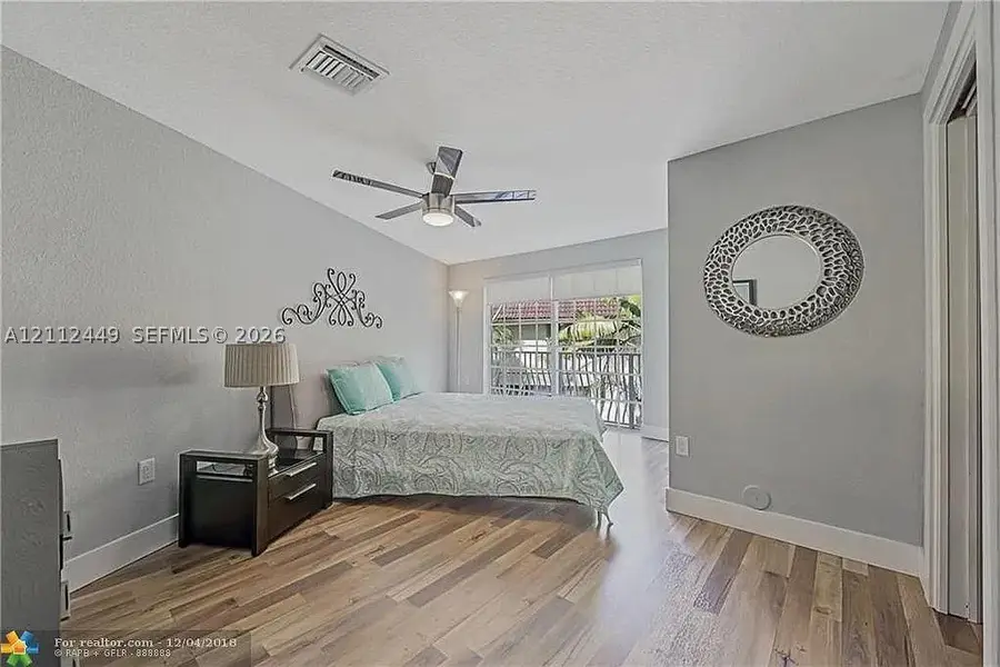 725 SE 14th Court, Fort Lauderdale, FL 33316 - #3