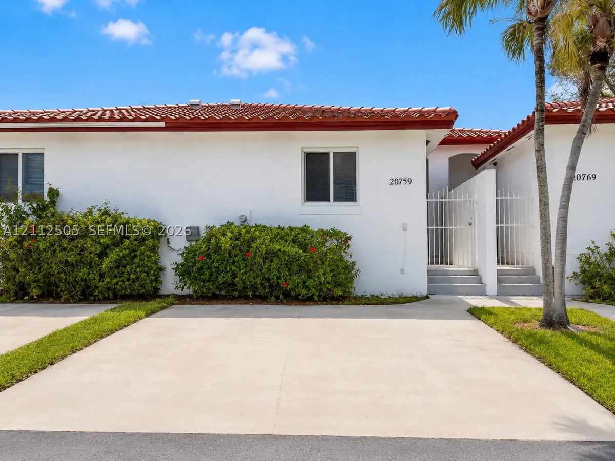 20759 SW 80th Pl, Cutler Bay, FL 33189 - #1
