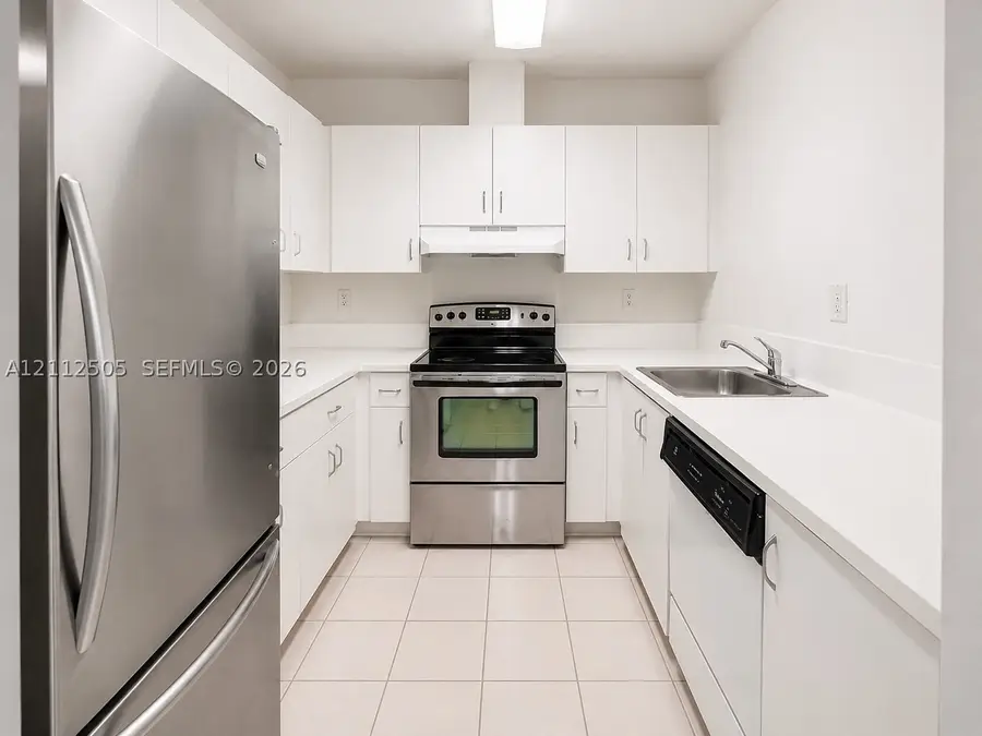 20759 SW 80th Pl, Cutler Bay, FL 33189 - #2