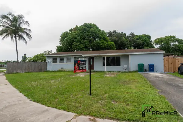 4341 NW 178th Dr, Miami Gardens, FL 33055