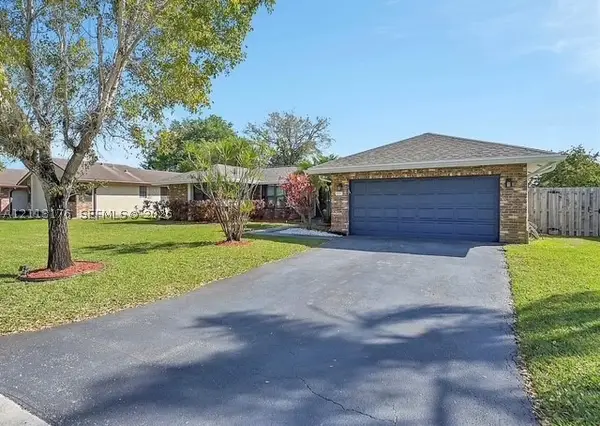 4391 NW 112th Ave, Coral Springs, FL 33065