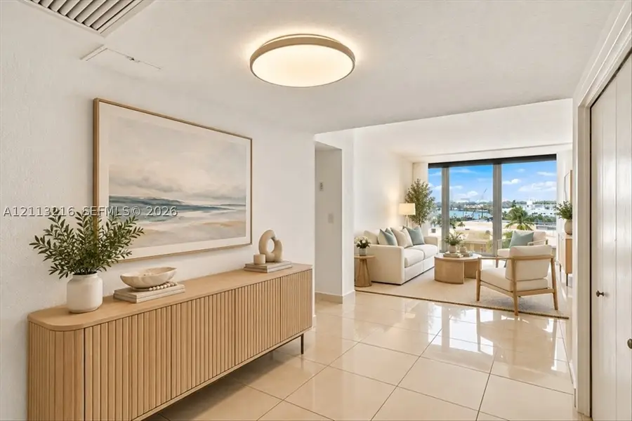 900 Bay Dr #425, Miami Beach, FL 33141 - #3