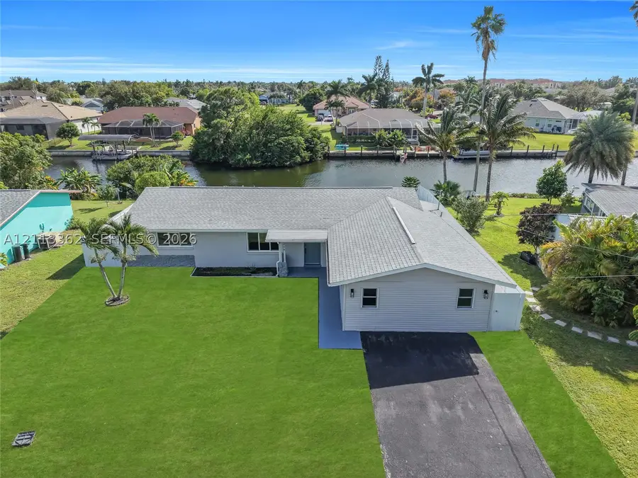 1206 NE 4th Ter, Cape Coral, FL 33909 - #3