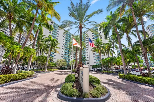 3801 S Ocean Dr #4B, Hollywood, FL 33019