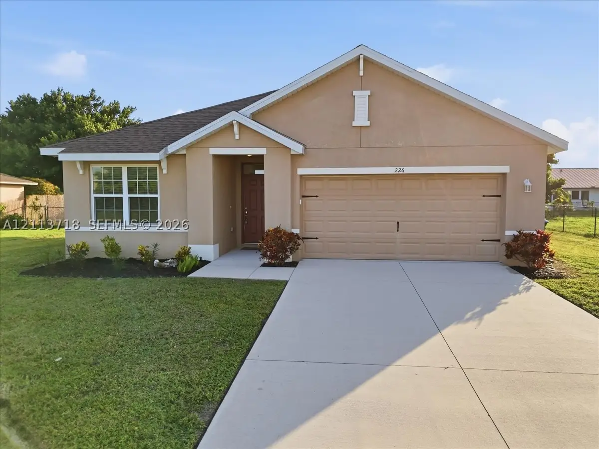 226 NE 9th Ave, Cape Coral, FL 33909 - #1