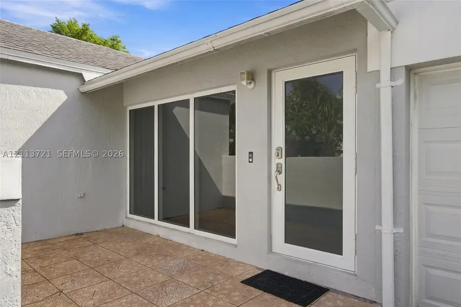 10340 SW 208th Ln, Cutler Bay, FL 33189 - #2