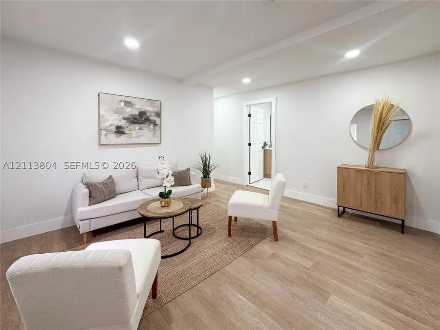 2300 NW 31st Ave, Fort Lauderdale, FL 33311 - #3