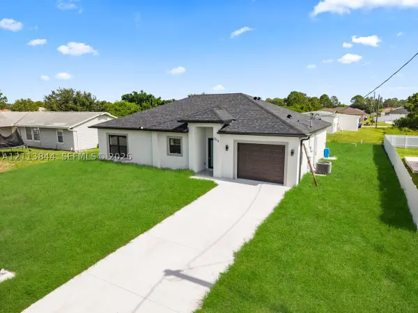 2814 12th St Sw, Lehigh Acres, FL 33976