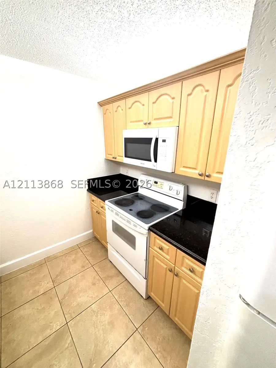 8200 SW 210th St #101, Cutler Bay, FL 33189 - #3