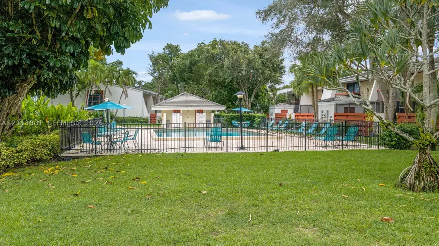 3886 Meadow Ln #250, Hollywood, FL 33021 - #2