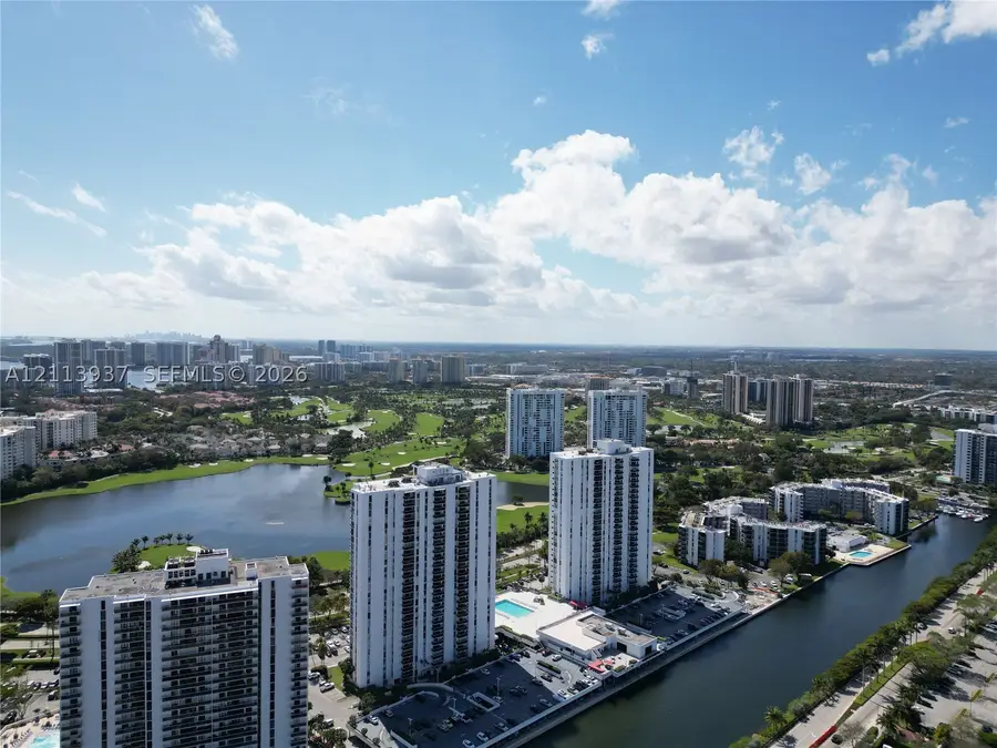 3675 N Country Club Dr #2007, Aventura, FL 33180 - #3