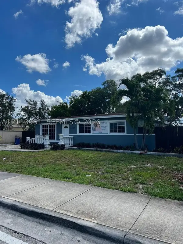 18201 NW 57th Ave, Miami Gardens, FL 33055