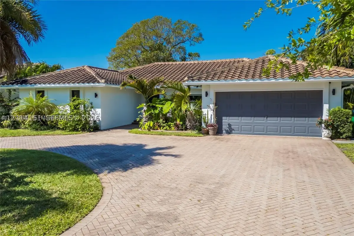 672 NW 100th Way, Coral Springs, FL 33071 - #1