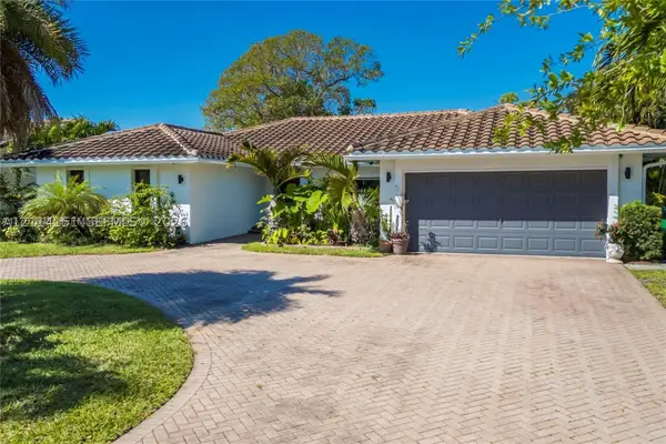 672 NW 100th Way, Coral Springs, FL 33071
