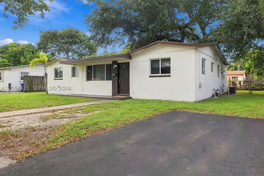 340 N 68th Ave, Hollywood, FL 33024 - #2