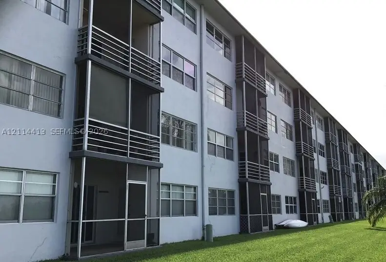 4311 Crystal Lake Dr #219, Deerfield Beach, FL 33064 - #3