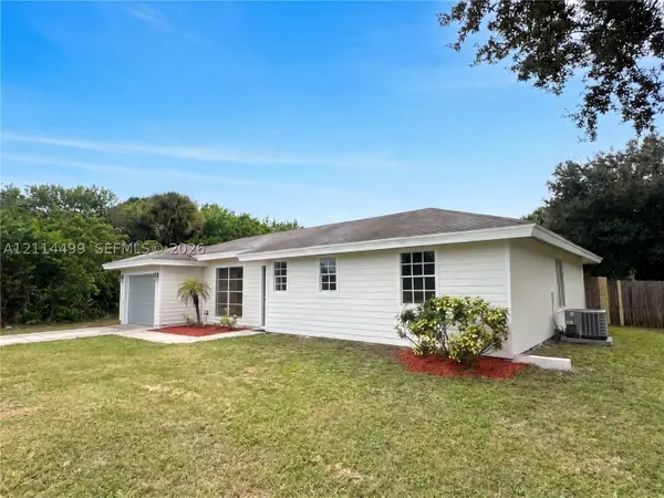 1005 Barber St, Sebastian, FL 32958