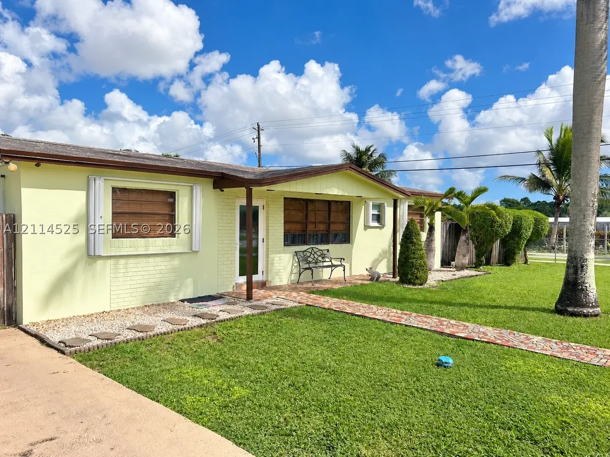 18905 SW 313th Ter, Homestead, FL 33030 - #1