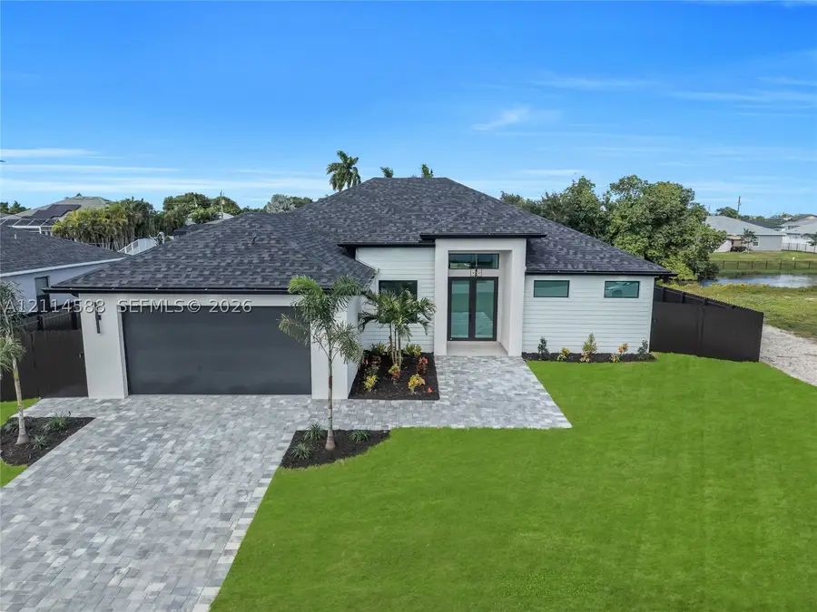 609 SE 2nd Street, Cape Coral, FL 33990 - #3