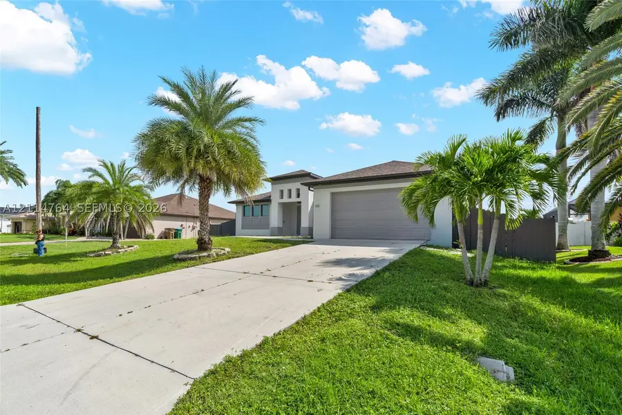 113 NW 38 Pl, Cape Coral, FL 33993 - #3