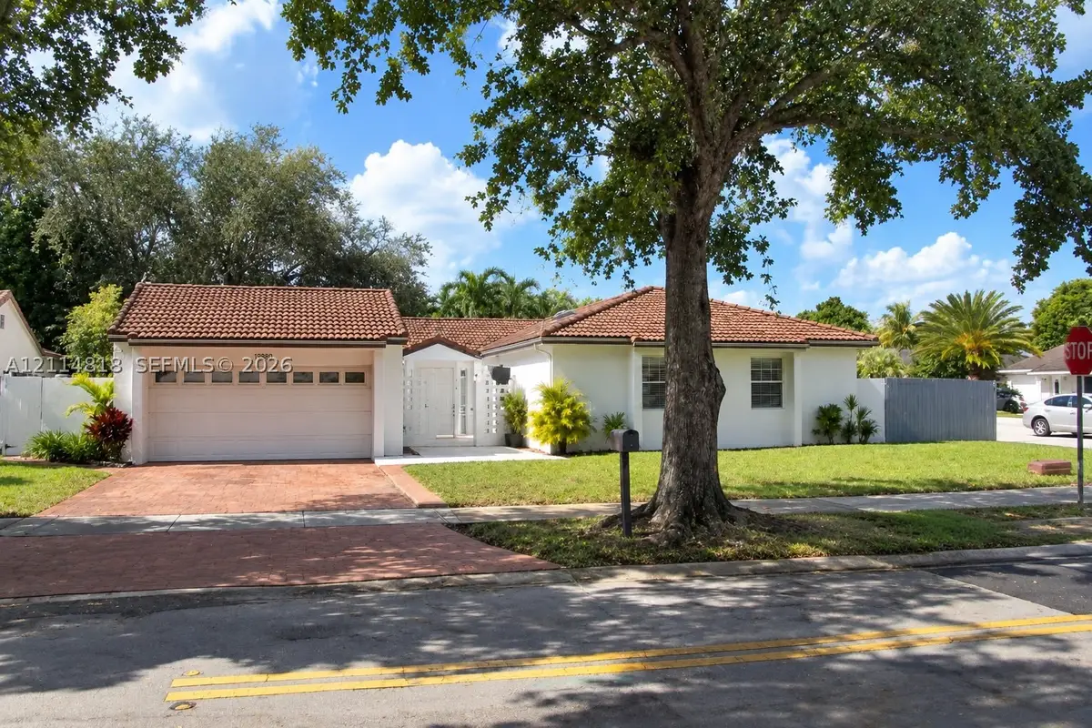 19880 NW 64th Ct Rd, Hialeah, FL 33015 - #1