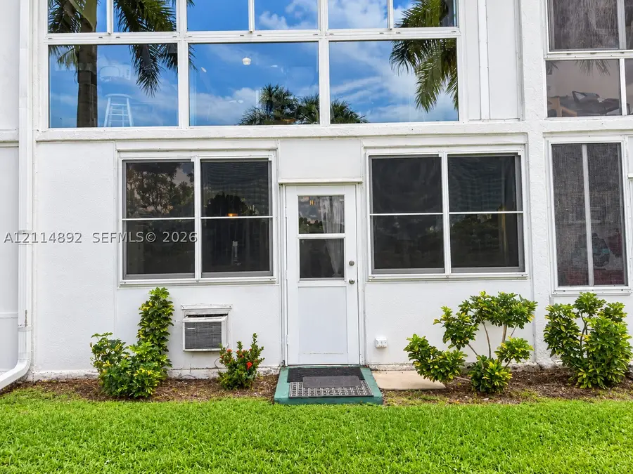 582 Durham U #582, Deerfield Beach, FL 33442 - #3