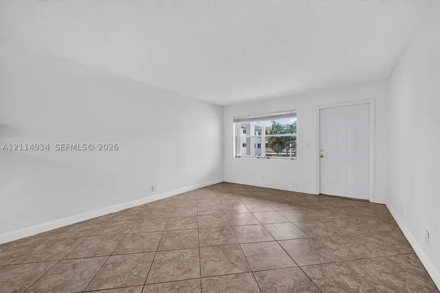 2200 Taylor St #203, Hollywood, FL 33020 - #2