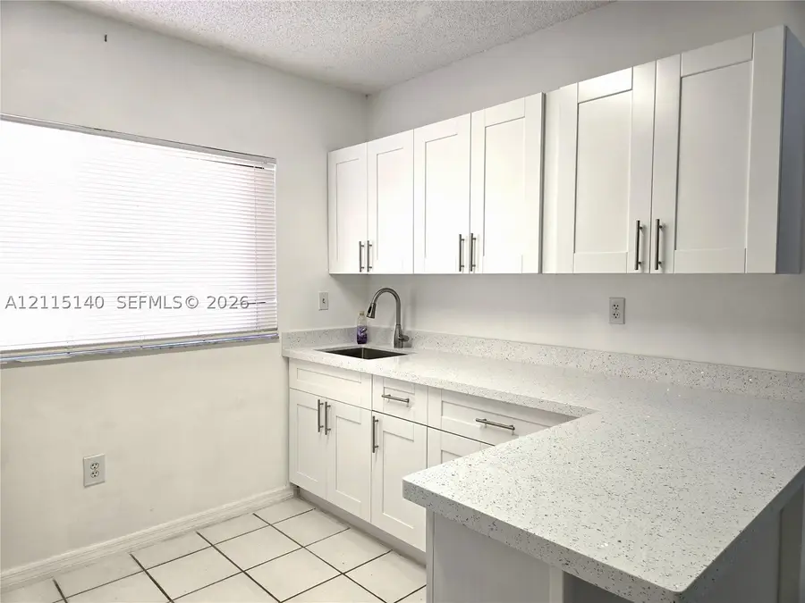 6375 W 27th Way #201, Hialeah, FL 33016 - #3