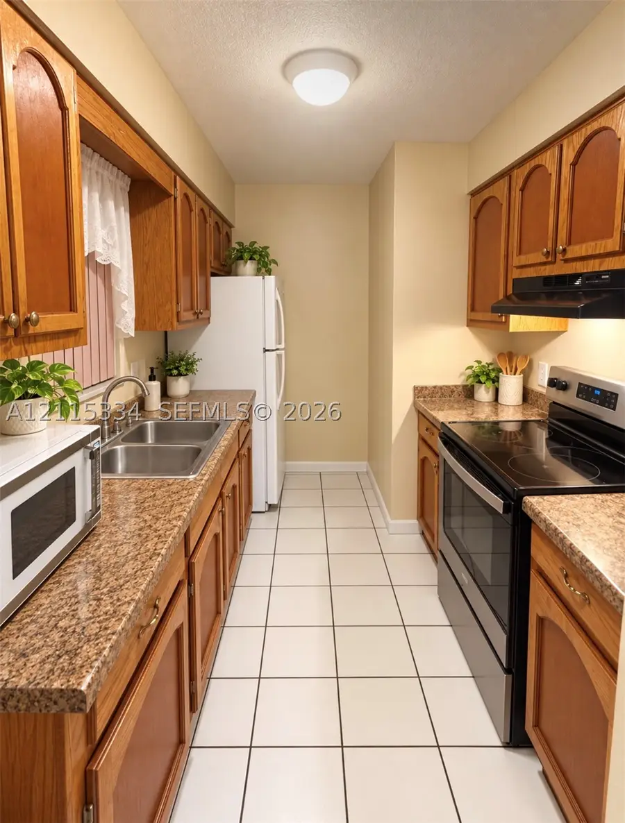 902 Palm Blvd, Lehigh Acres, FL 33936 - #2