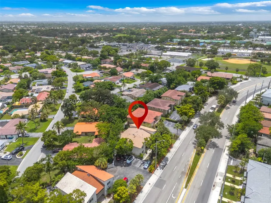 3711 Riverside Dr, Coral Springs, FL 33065 - #2