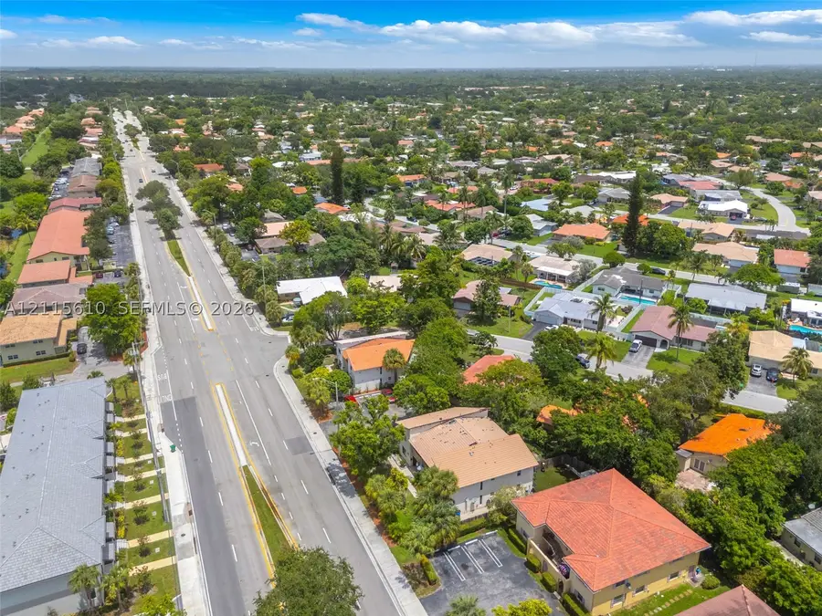 3711 Riverside Dr, Coral Springs, FL 33065 - #3