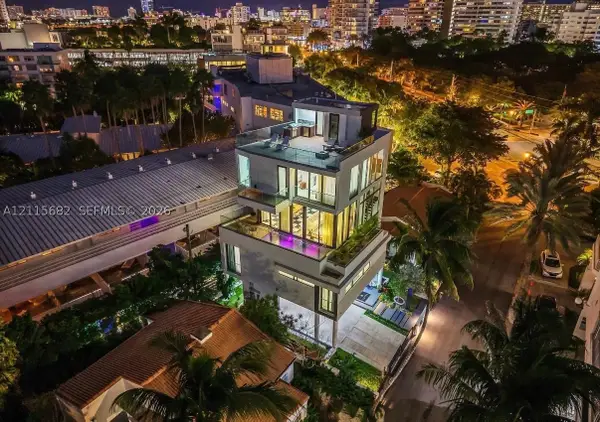 11 Century Ln, Miami Beach, FL 33139