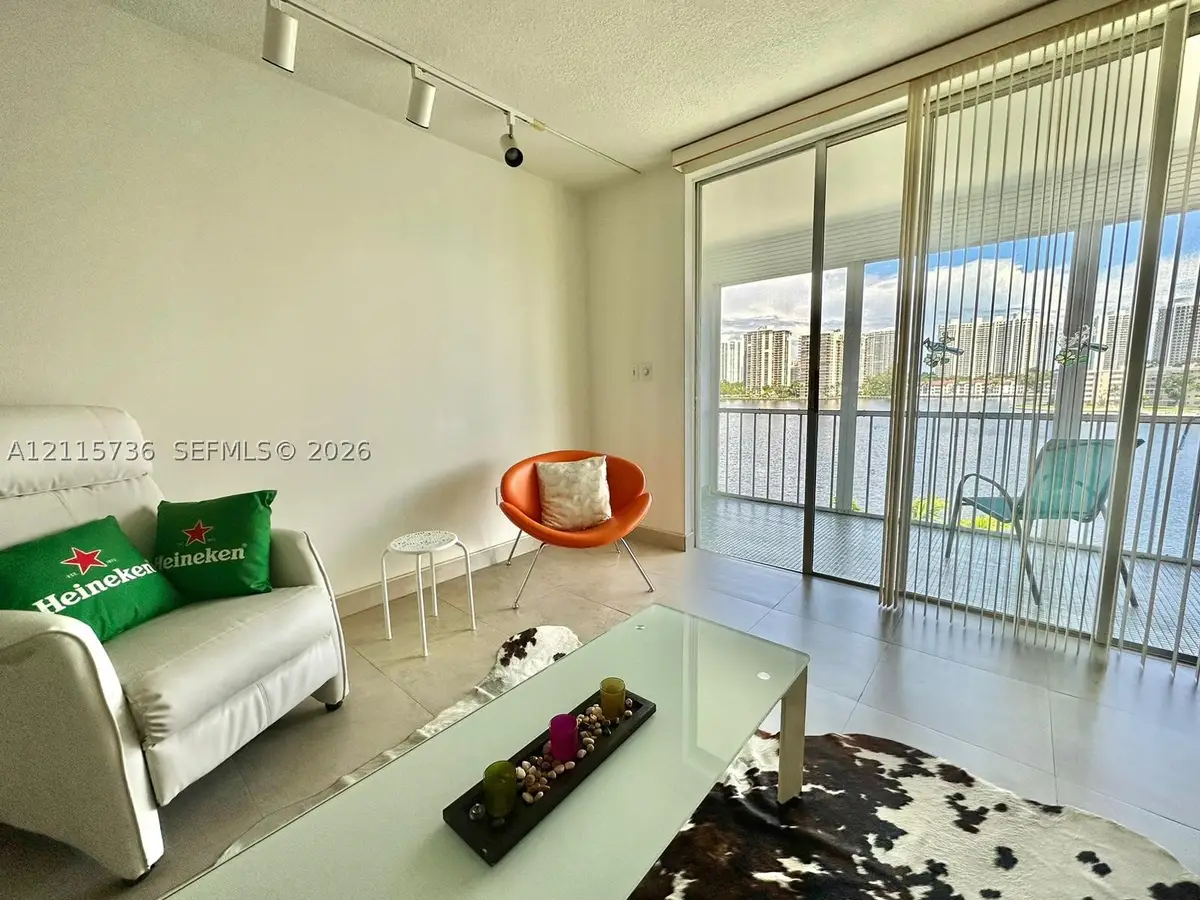 2861 Leonard Dr #F605, Aventura, FL 33160 - #1
