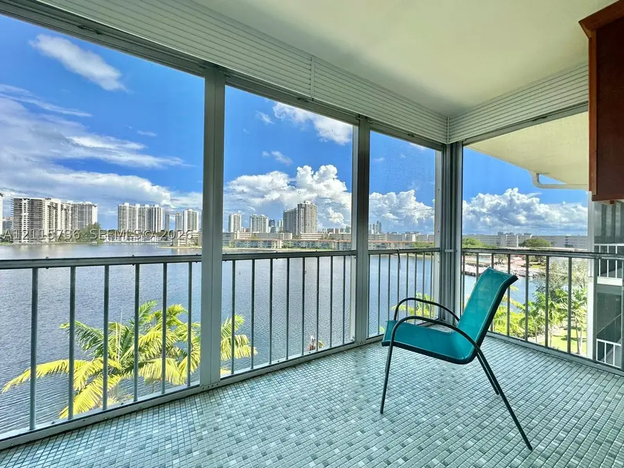 2861 Leonard Dr #F605, Aventura, FL 33160 - #2