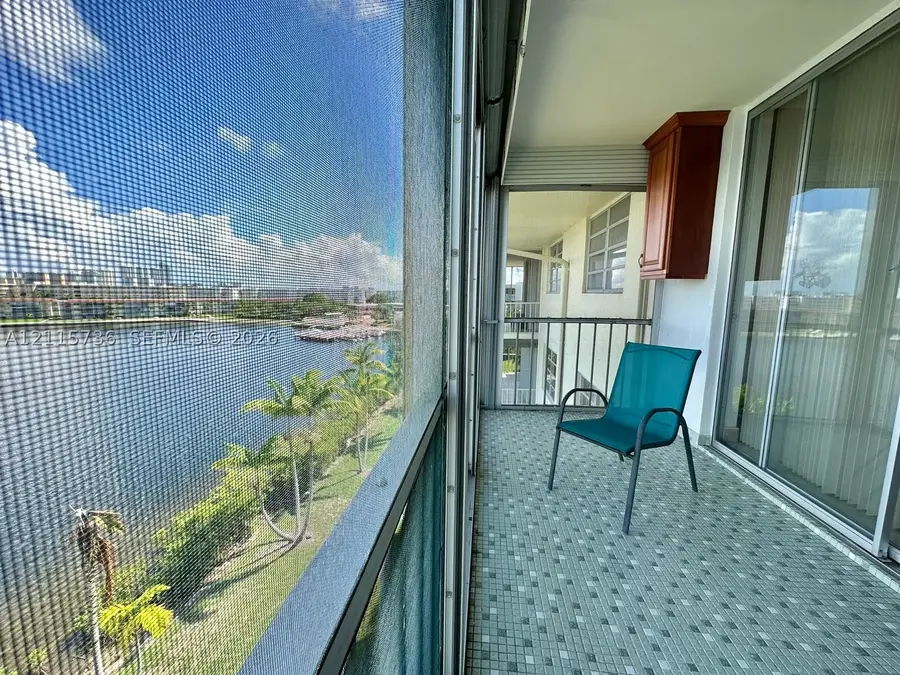 2861 Leonard Dr #F605, Aventura, FL 33160 - #3