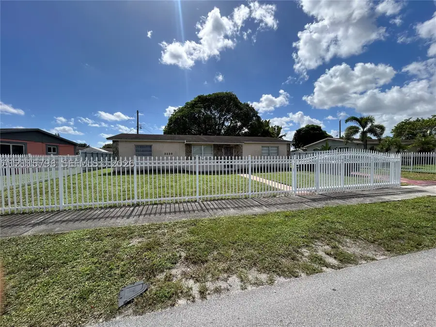 3330 NW 189th St, Miami Gardens, FL 33056 - #3