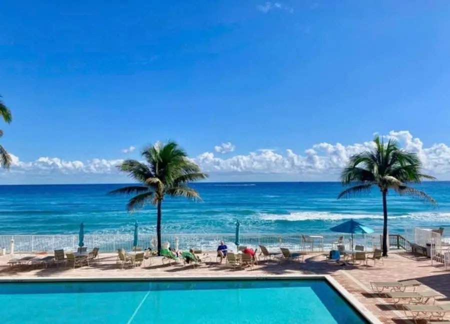 3520 S Ocean Boulevard #F104, Palm Beach, FL 33480 - #2