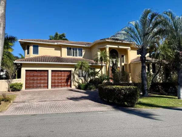 122 Nurmi Drive, Fort Lauderdale, FL 33301
